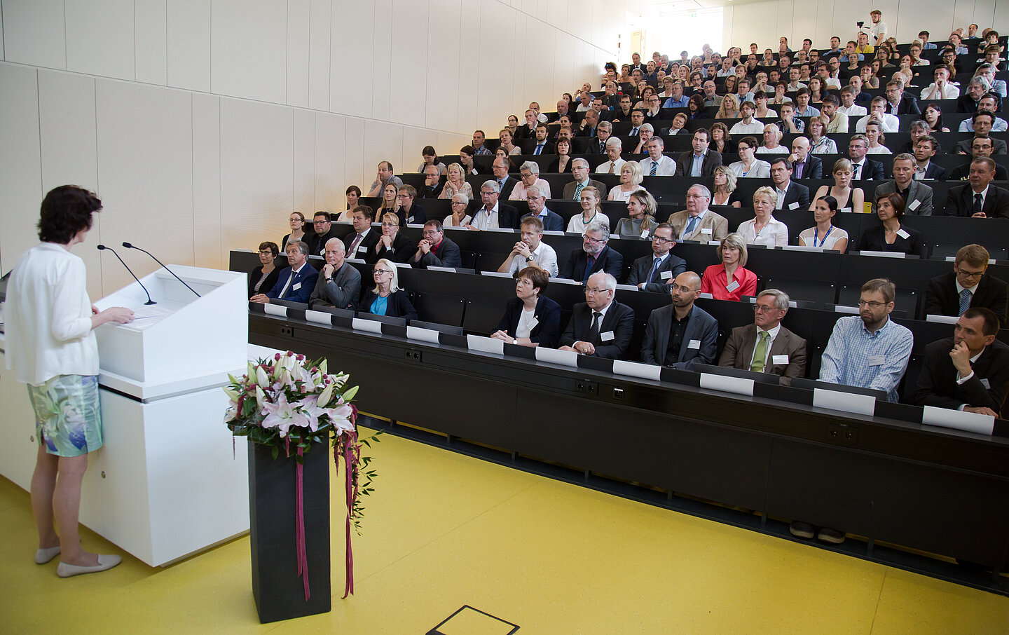 Die Eröffnung des Graduiertenzentrums im Nieperbau Die Eröffnung des Graduiertenzentrums im Nieperbau